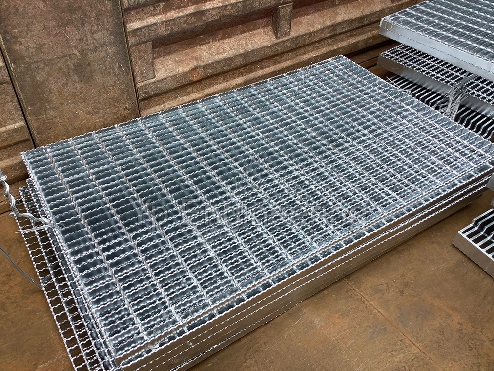 serrated grating6